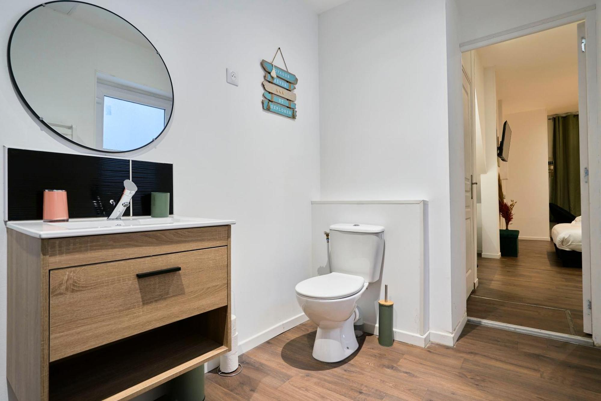Ng Prestige - Miln 1 - Balneo - Wifi & Netflix Apartment Roubaix Bagian luar foto
